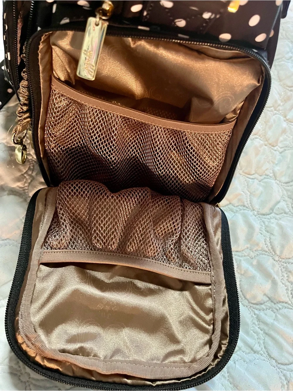 JuJuBe The Duchess Legacy Collection Be Structured Breast Pump Crossbody Bag